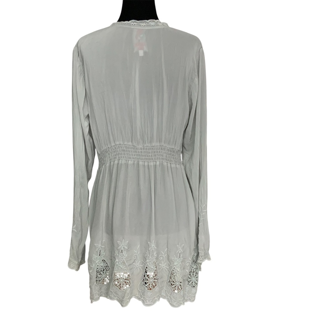Johnny Was Grey Blue Lace Embroidered Deep V Neck Blouse Tunic SZ XS (S) - Picture 6 of 13